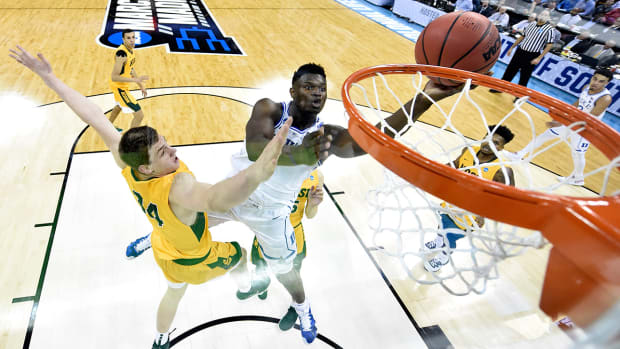 zion-williamson-duke-defense.jpg